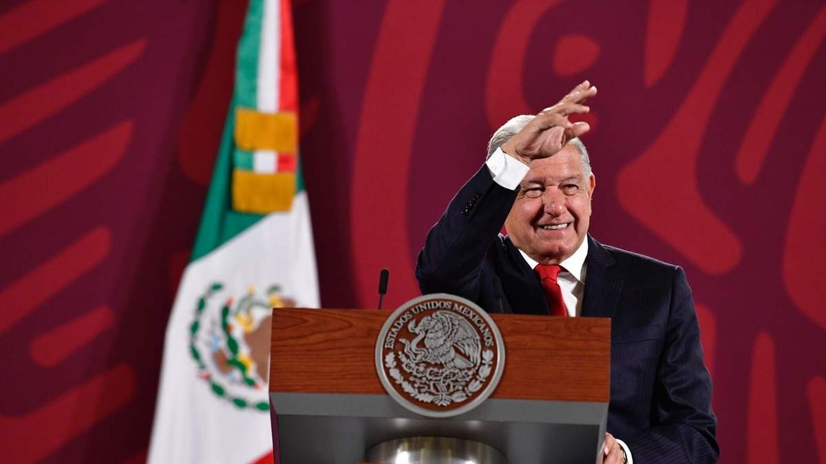 López Obrador durante la conferencia matutina de este martes