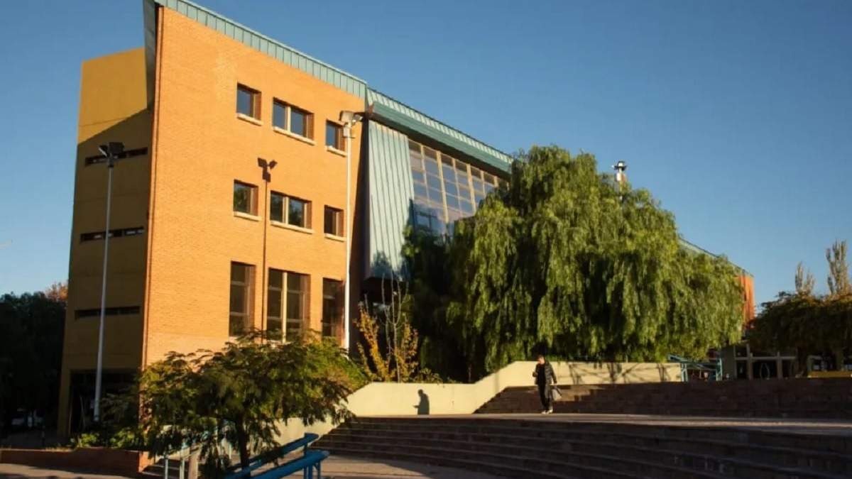El Consejo Provincial de Educación elaboró un protocolo de actuación ante las amenazas en colegios. Fuente: (X)
