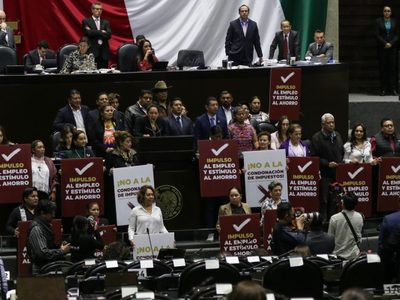 Cambios a la Ley de Ingresos: Pemex pagará menos impuestos y los ahorradores más