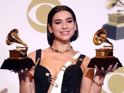 Lo da todo: Dua Lipa está lista para su primer corte latinoamericano con compañía de lujo