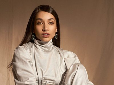 A horas de su show en los Grammy, María Becerra sorprendió con un video