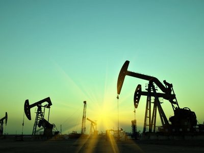 Estados Unidos: la EIA advirtió una baja semanal en las reservas de petróleo y gasolina
