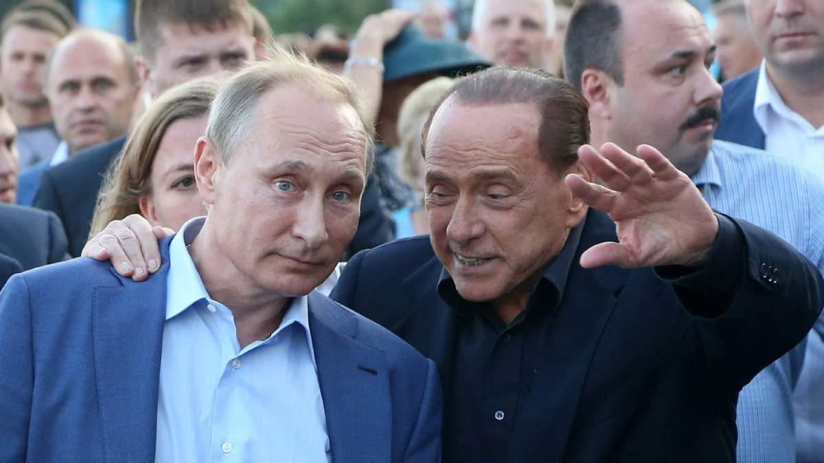 Vladimir Putin y Silvio Berlusconi. Fuente: (Twitter)