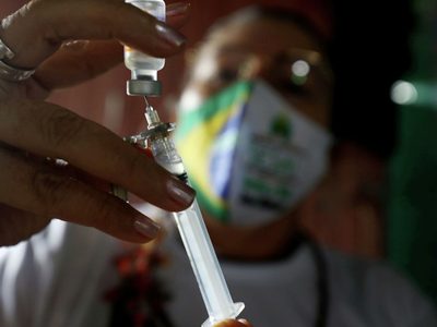 Brasil suspende la distribución de 12 millones de vacunas del laboratorio Sinovac