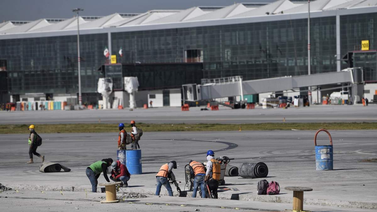 Trabajos en la construcción de la Terminal Aérea del Aeropuerto Internacional Felipe Ángeles