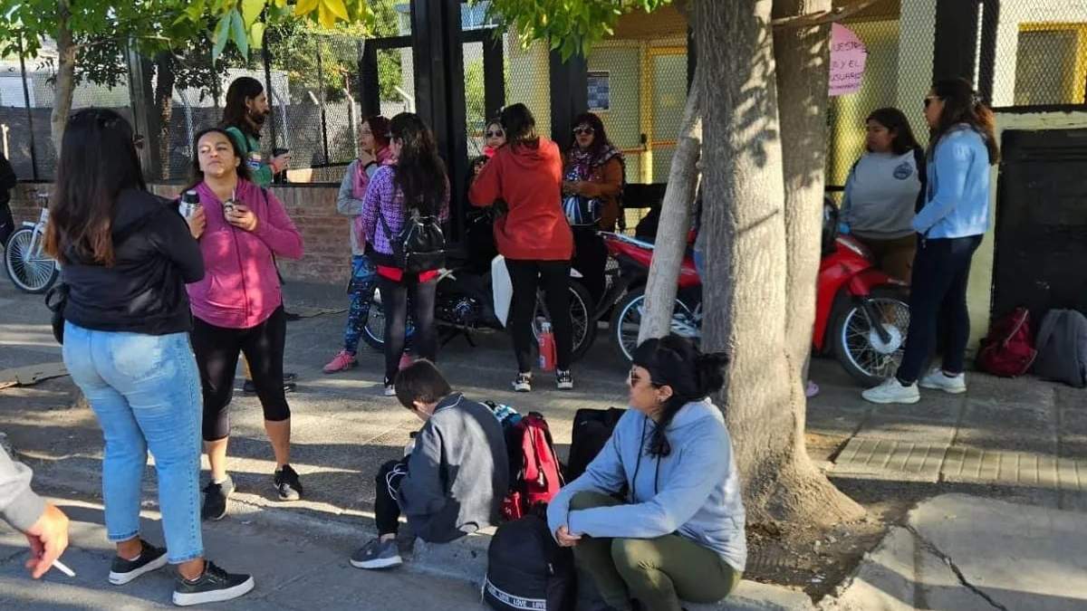 El reclamo se realizó durante la tarde del martes. Fuente: (Diario RN)