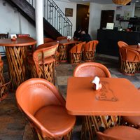 Ventas de restaurantes caen 90% por contingencia de Covid-19