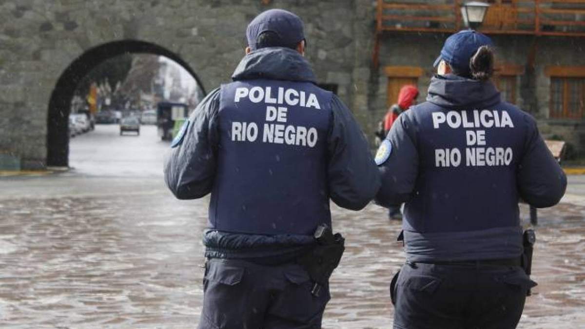 Sumarios a policías. Fuente: (Facebook)