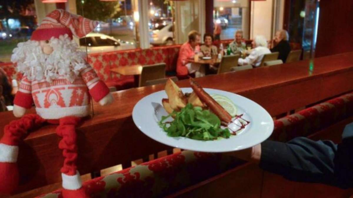 Restaurantes en Navidad. Fuente: (Twitter)