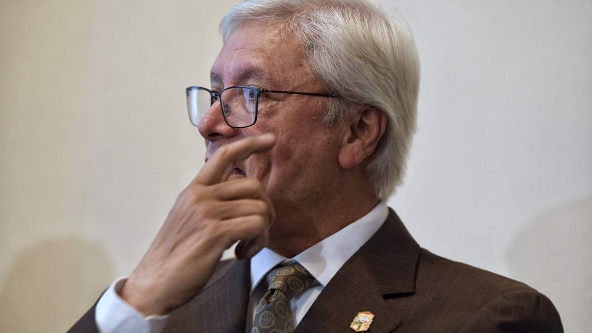 El gobernador Jaime Bonilla