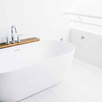 Trucos infalibles para desmanchar la bañadera y dejarla como recién estrenada