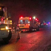Mueren seis personas al caer una camioneta al Río Sabinos en Atotonilco El Alto
