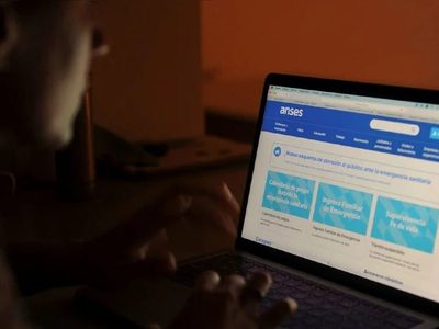ANSES: quiénes cobran jubilaciones, pensiones, AUH y AUE esta semana
