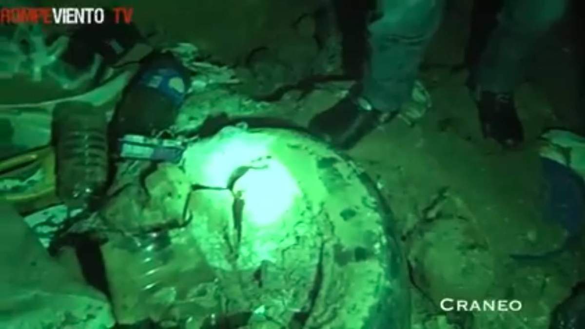 La cueva donde fueron hallados las osamentas