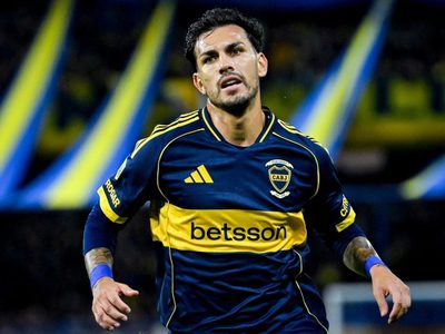 Gran debut: Leandro Paredes volvió a ponerse la camiseta de Boca y jugó un muy buen partido