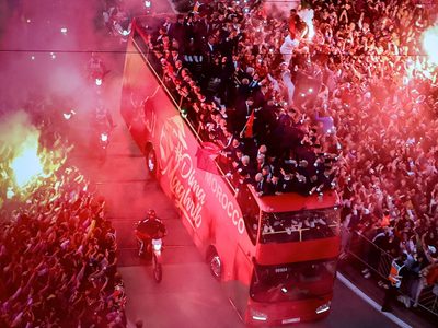 Los jugadores de Marruecos fueron recibidos en su país por el rey