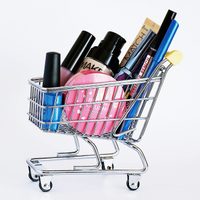 Olvídate del rímel: este truco con eyeliner agranda los ojos al instante sin ser experta en maquillaje