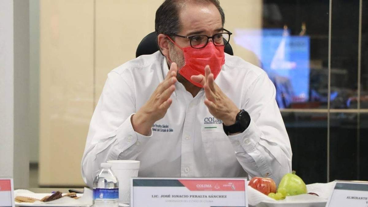 El gobernador de Colima, José Ignacio Peralta