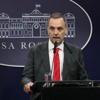 Manuel Adorni convoca al Gabinete y busca retomar la iniciativa mientras avanza la causa