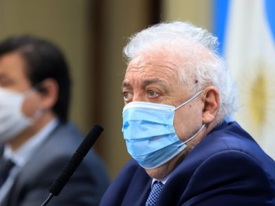"Es un día histórico": Ginés González García anunció que las vacunas Sputnik V recorren el país