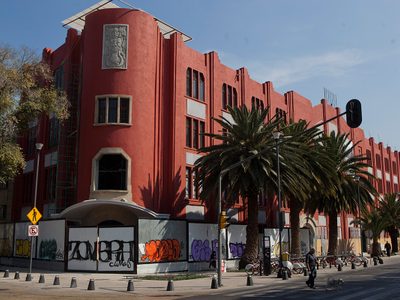 A punto de reabrirse, el Frontón México arrastra su viejo conflicto laboral