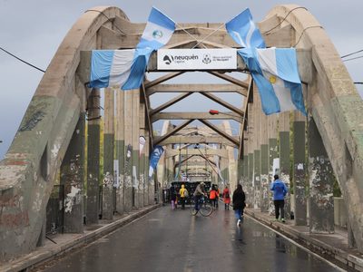Con la presencia de autoridades y espectáculos, se celebró el Festival del Puente Carretero