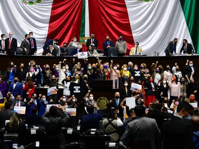 "Va Por México", sin interés de negociar una sola reserva; debate del PEF no avanza