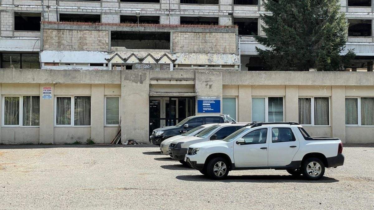 ATE en alerta por las condiciones del edificio de la Secretaría de Planificación en San Martín de los Andes. Fuente: (Facebook)