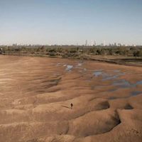 Aumenta la preocupación por bajante histórica en el río Paraná y piden cuidar el consumo de agua