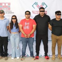 Detienen a policías que participaban en banda criminal dedicada al robo de vehículos y extorsión