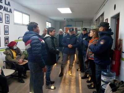 Los trabajadores municipales de Zapala tomaron la Intendencia