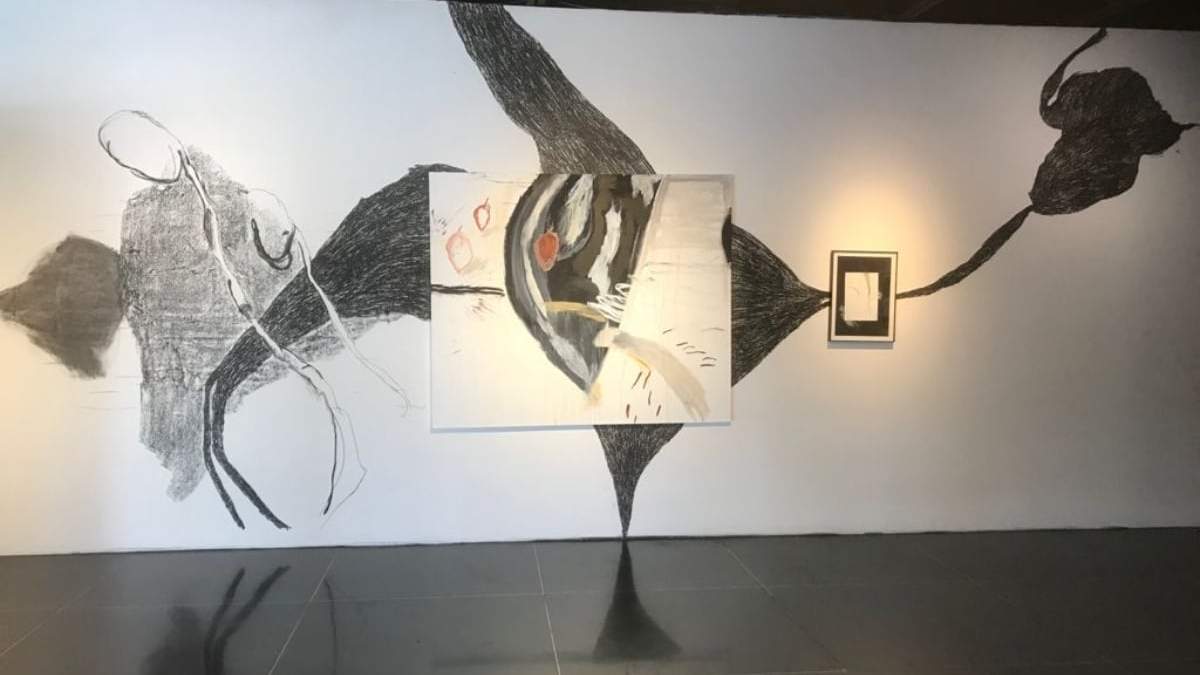 La exposición "Toda historia de amor es una historia de fantasmas"