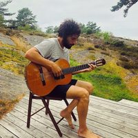El cantautor sueco-argentino, José González, ofrece concierto en el Teatro Metropólitan
