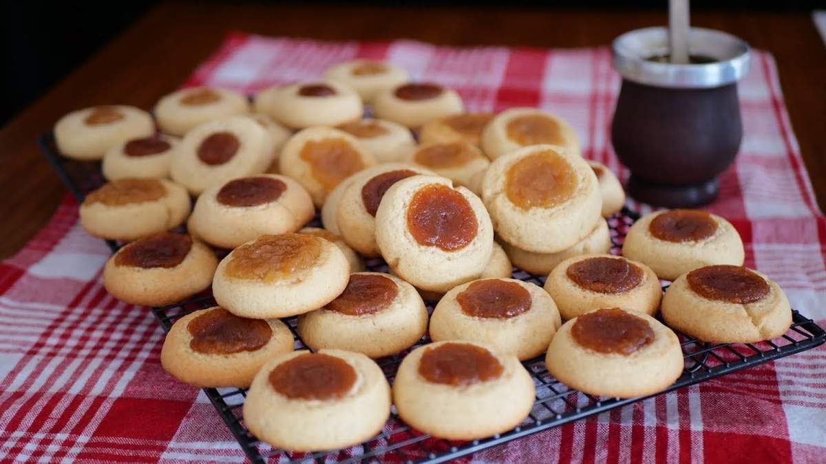 Pepas de coco y membrillo. Fuente: (X)
