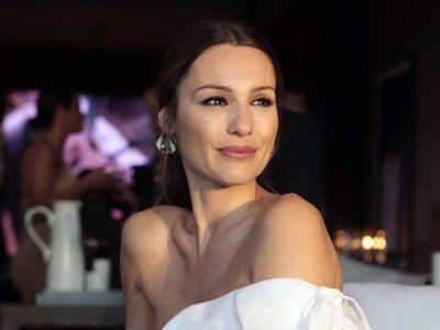 Pampita recibió un inesperado regalo que confirmaría su embarazo