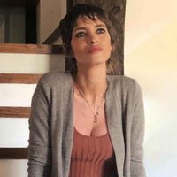 En cuclillas: Sara Carbonero se muestra con renovada imagen en "su mundo"