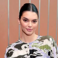 ¡Con espuma hasta el cuello! Kendall Jenner se relaja en un jacuzzi y nos muestra su día libre