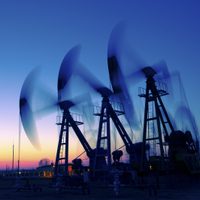 Suben los precios del petróleo en las bolsas globales