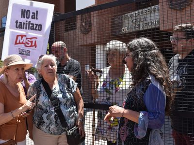 Priscila Ottón: “A poco de irse, le siguen robando al pueblo e imponen el tarifazo de CALF”