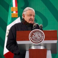 AMLO reprueba expresiones de Ricardo Gallardo, gobernador de SLP, en apoyo a Sheinbaum
