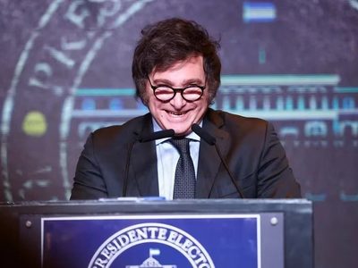 Milei anuncia oleada de privatizaciones y viaje "espiritual" a EU e Israel