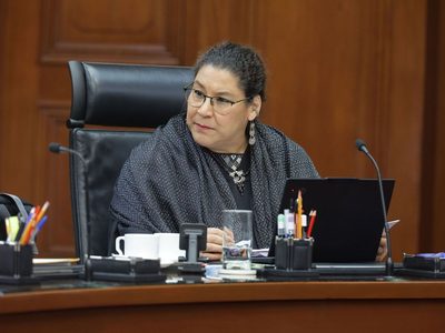 Lenia Batres acusa a medios de tergiversar su voto, publica un video explicativo... y lo borra