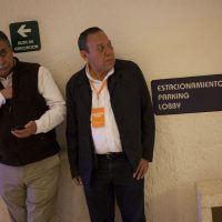 En encerrona perredista, Zambrano advierte: se hará una crítica profunda, pero no nos vamos a rendir