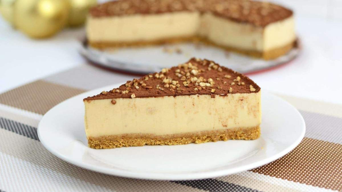 Sencilla torta de turrón de almendras. Fuente: (Instagram)