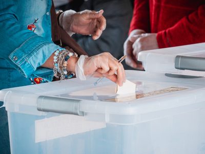 Chile evalúa volver al voto obligatorio ante el creciente índice de abstencionismo