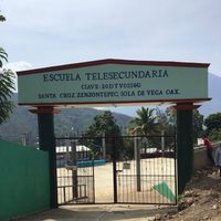 Falta de maestros frena inicio de clases en telesecundarias de Santa Cruz Zenzontepec