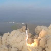 Cohete de Space X explota durante primer vuelo de prueba (Video)