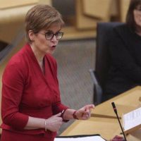 Escocia, lista para unirse a "la familia global de naciones independientes": Sturgeon