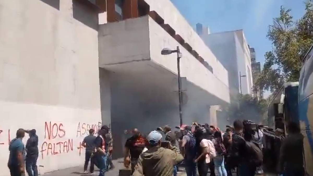La protesta en la sede de la SRE