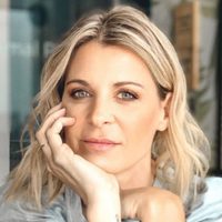"Me agarró muy fuerte": adolorida, Eugenia Tobal irrumpió con un mensaje sobre su estado de salud